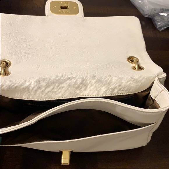 LOVE MOSCHINO Saffiano Owl-Handle Shoulder Bag - Picture 7 of 8